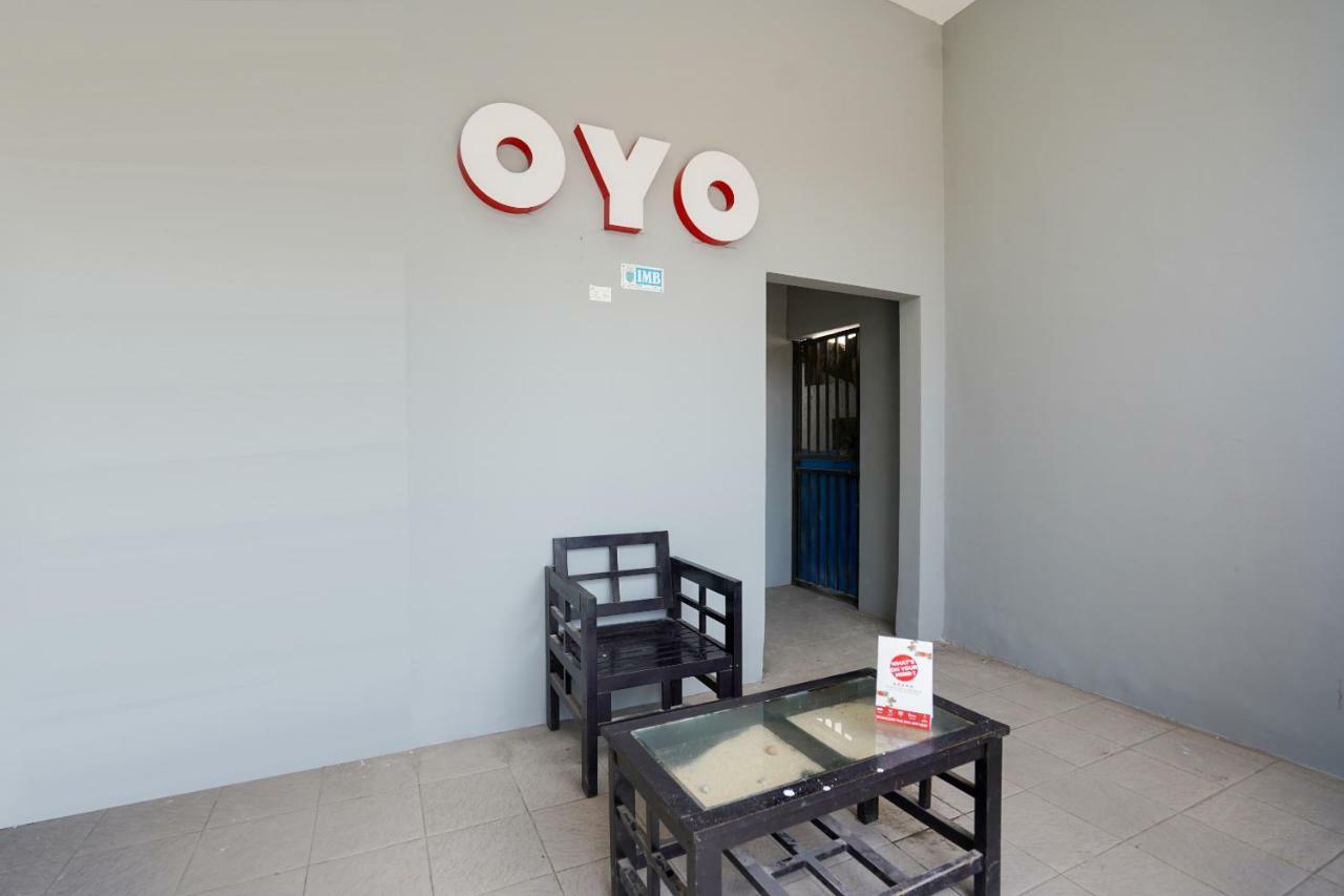 Oyo 1316 Mentari Family Homestay Probolinggo Zewnętrze zdjęcie