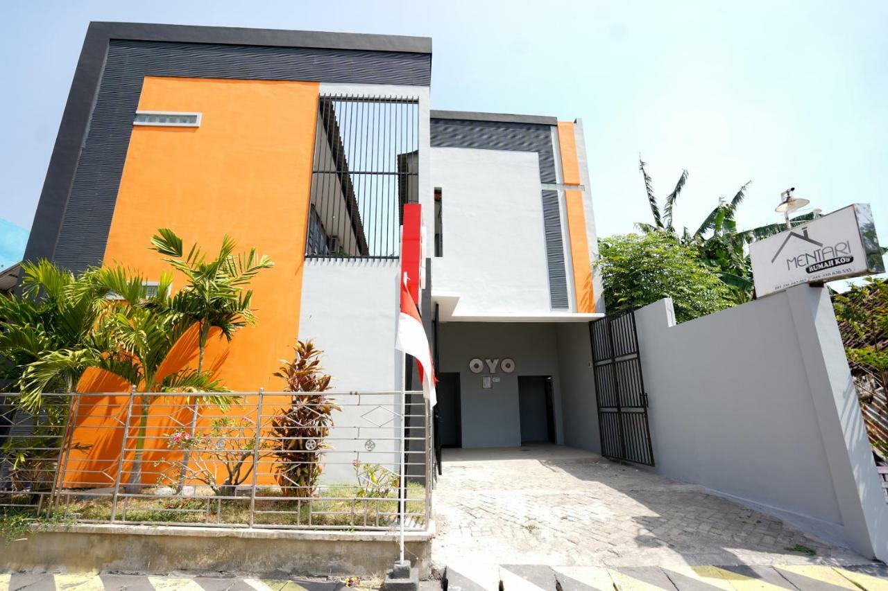 Oyo 1316 Mentari Family Homestay Probolinggo Zewnętrze zdjęcie