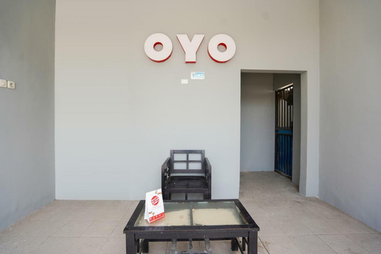 Oyo 1316 Mentari Family Homestay Probolinggo Zewnętrze zdjęcie